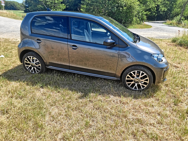 Jahreswagen Gebrauchtwagen E-UP Jahreswagen VW E-UP Style Plus Gebrauchtwagen Werksangehörigen