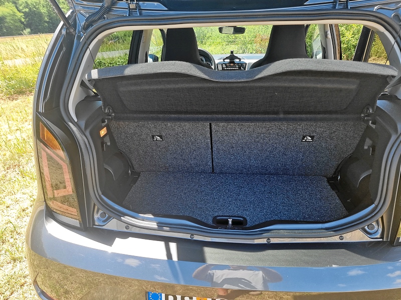 Jahreswagen Gebrauchtwagen E-UP Jahreswagen VW E-UP Style Plus Gebrauchtwagen Werksangehörigen